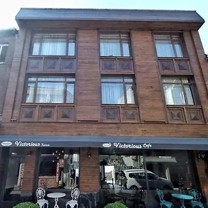 2* Otel Victorious